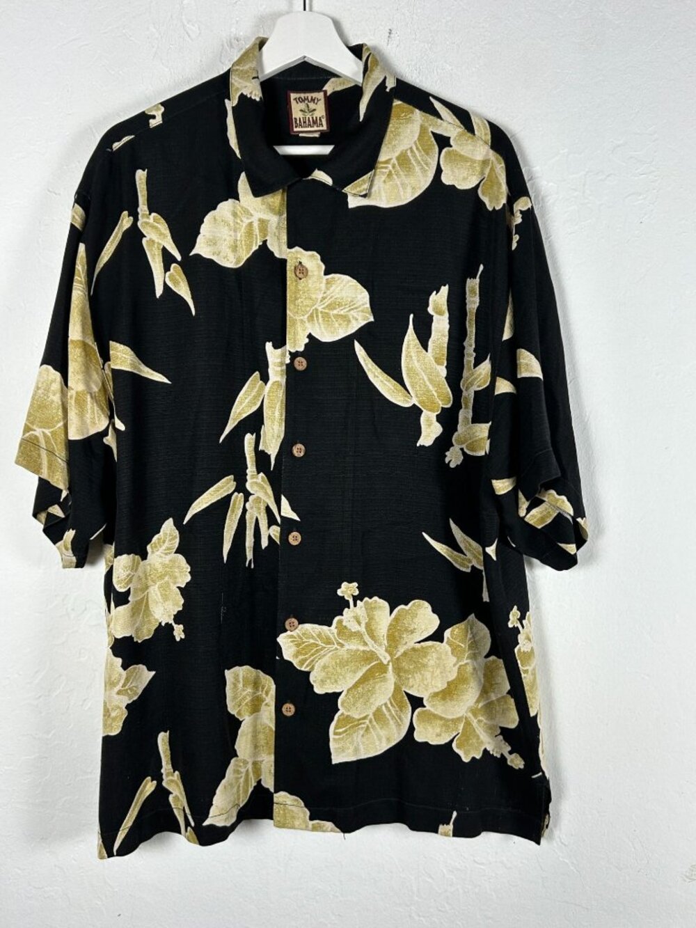 Tommy Bahama Mens Silk Hawaiian Camp Shirt Large Black Hibiscus Bird of Paradise